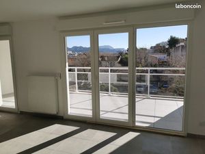 Location T3 Marseille Timone 65 m2