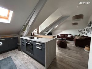 F3 proche place Cauchoise  dernier étage exposition SUD