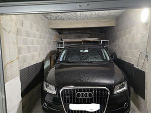 À louer: Garage privatif fermé avec stockage et électricité – Endoume  proche Église Saint