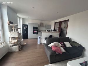 T2 immeuble en Pierre