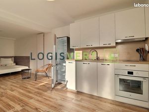 Studio 1 pièce 29 m²