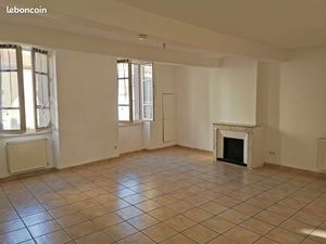 ?NE PAS MANQUER T4 97 m² à louer en Centre-Ville