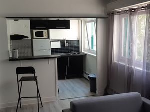 Grand F1 meublé coin nuit - centre de Puteaux