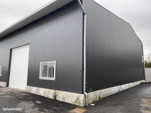 Grange 391 m² PLAISIR