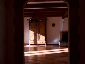 À vendre – Maison de village 118 m² avec grande terrasse et deux garages aménageables – Ro