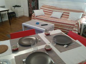 3 pièces rue de Vesle avec mise à disposition de meubles