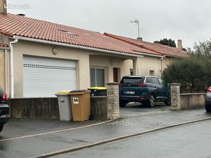 Maison T4 de plain-pied avec piscine – Cholet quartier Thalès / Gare