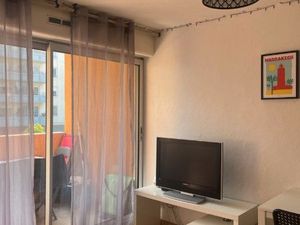 Loue Appartement Meublé + Parking