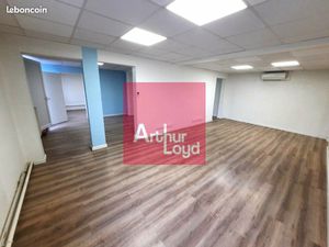 Bureaux 121 m²