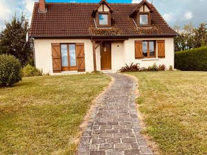 Maison avec étang privatif à Beauchamps