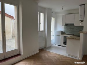 Charmant T2 lumineux refait à neuf avec terrasse de 25m2 - Cœur de ville