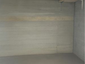 Loue grande cave de 14m2