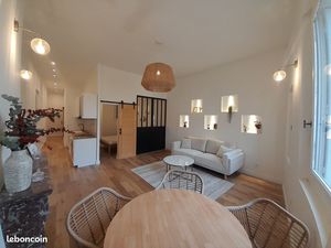 F2 meublé en plein écusson