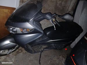 ÉCHANGE SCOOTEUR 125