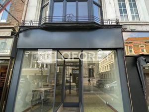 Local commercial 123 m²