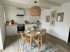 A louer T2bis rénové avec extérieur