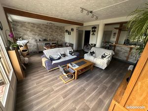 Appartement 86m2  1er étage Parc Montplaisir