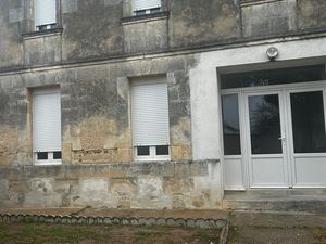 A LOUER à Reignac – 33860 à 4 kms de l’échangeur N°38 sur Autoroute A10