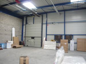 Local bureaux 1 063 m²