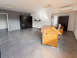 Local commercial 49 m²