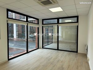 Bureaux 78 m²