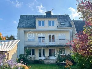 Château 10 pièces 250 m²