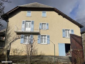 Maison 7 pièces 180 m²