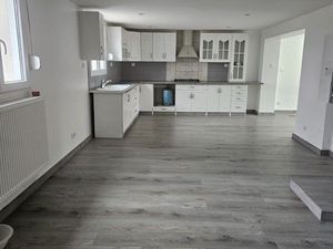 Maison à louer – Châtenoy-le-Royal – 1 200 / mois