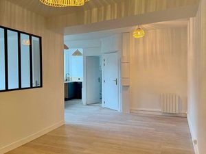 Appartement F2 - Centre-ville ETAMPES