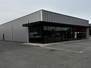 Local commercial 600 m²