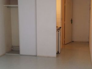Studio  23 m2  Clichy-La-Garenne