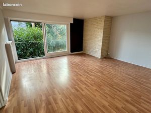 Appartement vide 3 pièces Garches