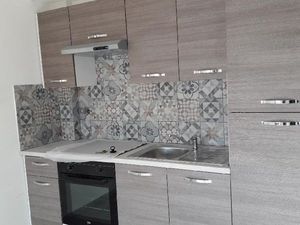 T2 Copacabana - Refait à neuf - Bail en cours - Dame retraitée