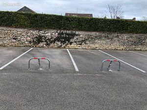 Place de parking proche place Madeleine et gare de Beaune