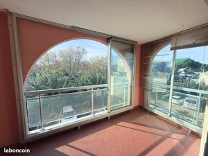 Appartement Fréjus T3 61m² loggia parking cave