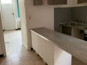 Appartement au rez de chaussée au centre de bourg de péage