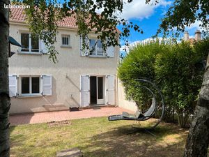 Pavillon 4 chambres - proche RER C - Quartier Bois de Châtres