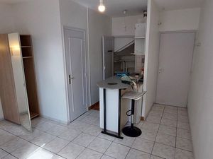 T1 RUE DES ROZIERS Location pour 1 étudiant(e)