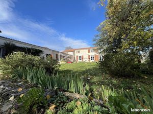 Ferme 7 pièces 240 m²