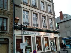 Pas de porte en vieille ville