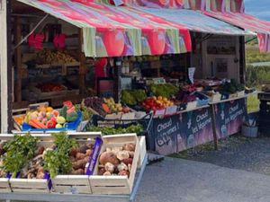 Emplacement bord de route