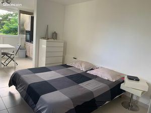Studio 1 pièce 30 m²