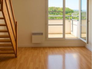 Duplex 27 m² – Idéal étudiant Face à l’Université de la Fonderie
