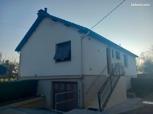 Maison individuelle avec grand terrain