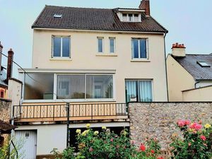 Maison 6 pièces 198 m²