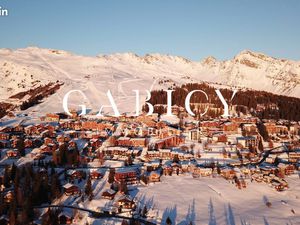 Appartement 1 pièce 80 m²