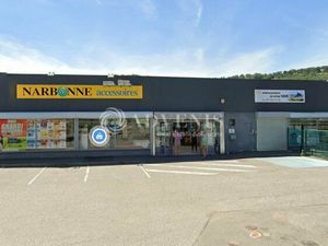 Local commercial 945 m²