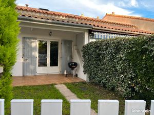 Maisonnette 790 e avec eau et electricite compris