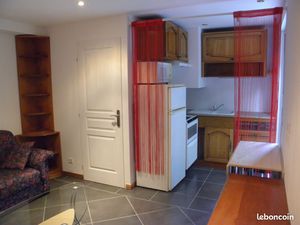 T1 meublé dans villa