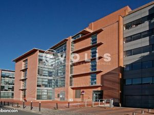 Bureaux 11 978 m²